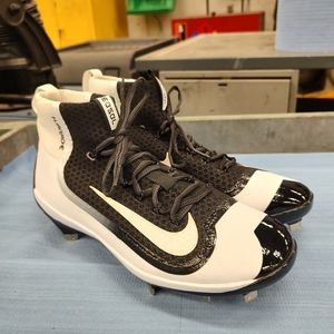 Nike Baseball Huarache Cleats (Size 11)